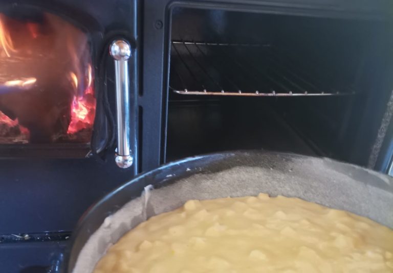 Scopri di più sull'articolo Torta di mele 7 vasetti