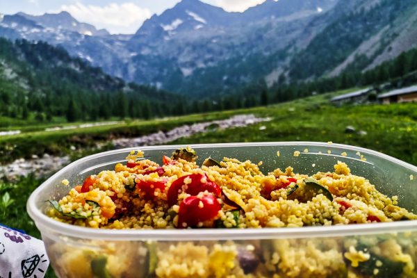 Ricette in camper, cibo, Zampe in viaggio